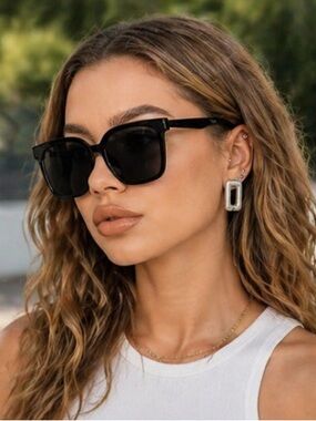 Square Black Sunglasses Womens Trendy Streetwear Shade